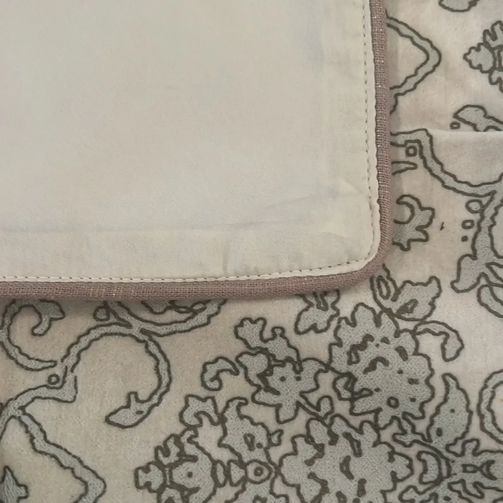 Table Runner
